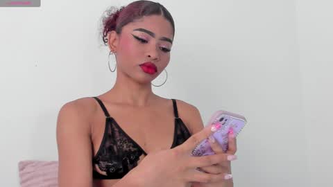 isabella online show from February 26, 12:49 am