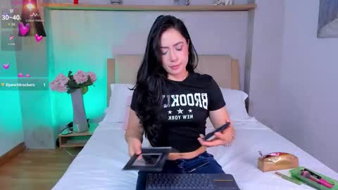 isabella_winkler online show from October 12, 2:38 pm