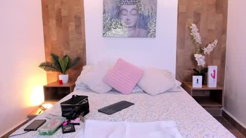isabella_winkler online show from May 23, 10:41 am
