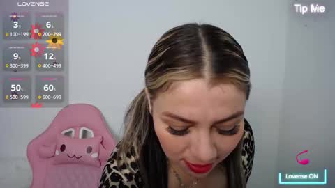 isabella_wish1 online show from October 17, 11:35 am
