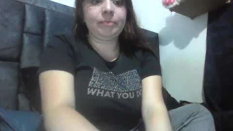 Snapshot of isabellaa_hills_ chatting on June 13, 10:40 pm isabellaa_hills_ online show from June 13, 10:40 pm