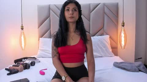 isabellafoox online show from March 26, 2:11 pm