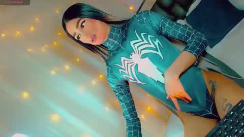 isabellagirs online show from February 1, 8:29 pm