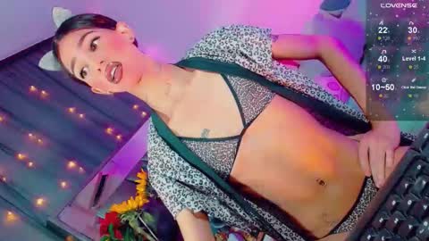 isabellagirs online show from March 8, 8:01 pm