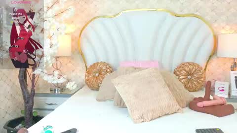 Isabella  online show from September 23, 2:09 pm