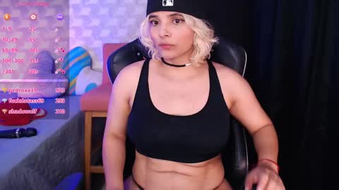 Isabella Mout  online show from December 19, 3:07 am