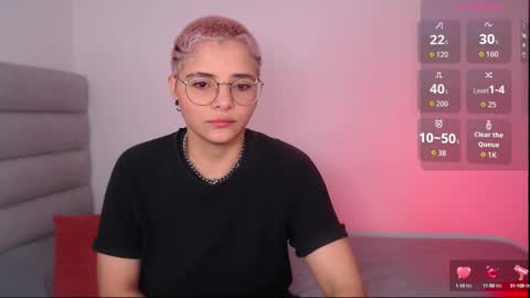 Isabella Mout  online show from September 14, 3:11 pm