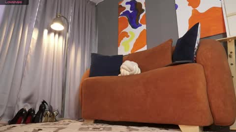 Snapshot of isabellanylon chatting on June 2, 7:27 pm Help me with your follow independent model isabela online show from June 2, 7:27 pm