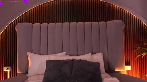 Isa  online show from April 24, 4:26 am