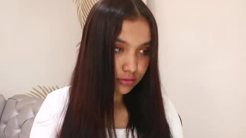   online show from March 4, 1:06 pm