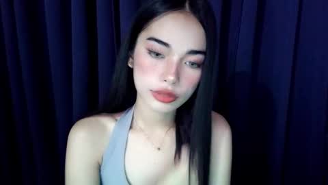 Isabelle online show from November 27, 2:52 pm