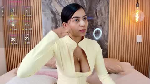 Snapshot of isadora_14 chatting on October 11, 4:49 pm ISADORA online show from October 11, 4:49 pm