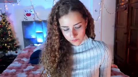 Isabela  online show from December 20, 3:46 am