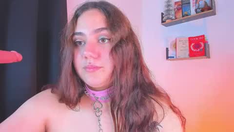 Snapshot of isarhodes_ chatting on December 30, 1:15 am Isa online show from December 30, 1:15 am