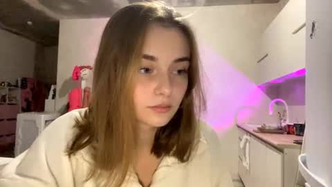 Issa online show from November 18, 8:13 pm