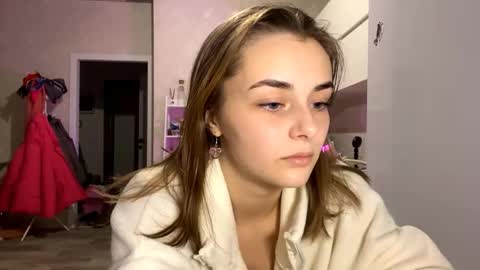 Issa online show from December 4, 1:04 am