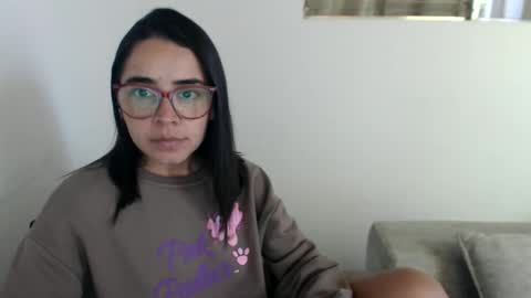 Emma online show from June 11, 2:59 pm