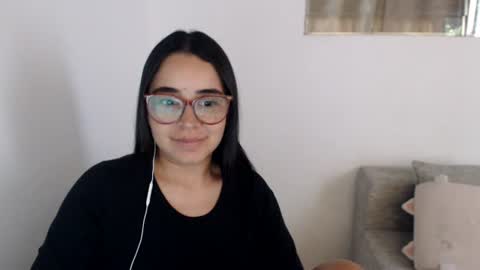 Emma online show from June 23, 10:19 pm