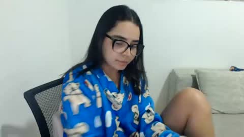Emma online show from July 26, 3:04 am