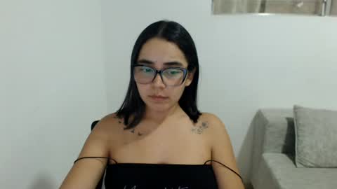 Emma online show from July 30, 3:27 am