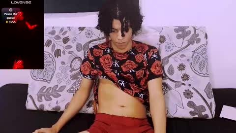 Isidro online show from December 14, 10:25 pm