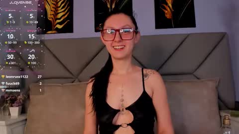 isa online show from November 24, 2:28 pm