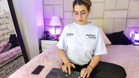 Pauli online show from March 24, 12:26 am