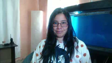 Snapshot of isis_moon88 chatting on February 4, 4:35 pm isis online show from February 4, 4:35 pm