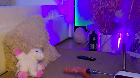 Isis online show from November 27, 3:25 pm