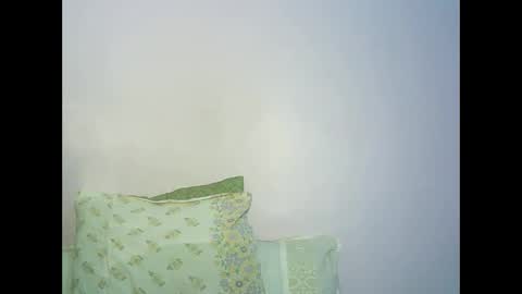 isla_booby online show from May 19, 5:47 am