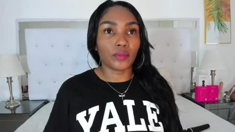 Vanessa online show from May 5, 11:29 am