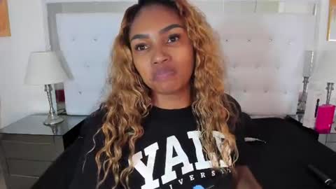 Vanessa online show from June 21, 11:35 am