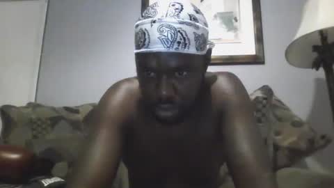 islandbey242 online show from June 24, 8:46 am