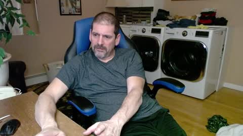 Jim online show from February 7, 1:15 am