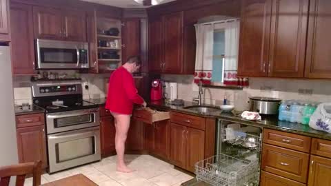 Snapshot of islandguy70 chatting on February 12, 9:59 am Jim online show from February 12, 9:59 am