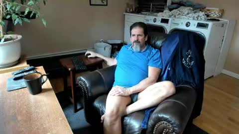 Jim online show from April 21, 9:28 pm