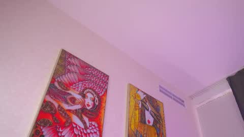 Snapshot of islandladies chatting on April 13, 8:09 am Im Eva Lovense is activeThere are legends that in this room all your wishes can come true Private is Open online show from April 13, 8:09 am