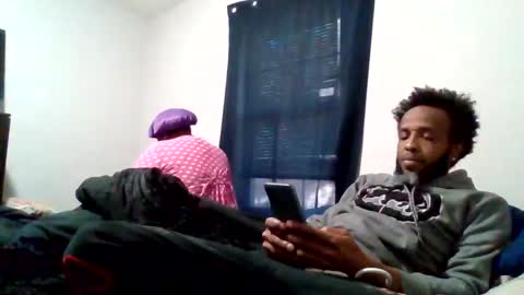 islandmaker online show from February 5, 9:41 pm