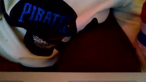 islandmaker online show from February 19, 10:11 am