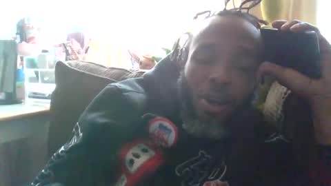 islandmaker online show from February 27, 6:19 pm