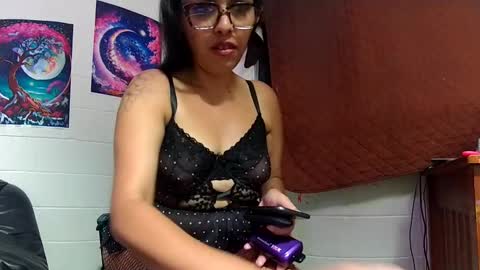 Snapshot of islandmilf777 chatting on April 16, 9:43 am BiancaRose online show from April 16, 9:43 am