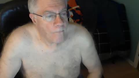 Snapshot of islesman22 chatting on December 2, 10:28 am islesman22 online show from December 2, 10:28 am