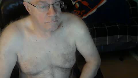 Snapshot of islesman22 chatting on February 1, 11:10 am islesman22 online show from February 1, 11:10 am