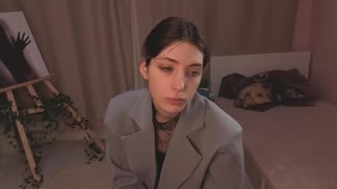 Emilia online show from March 6, 6:10 am