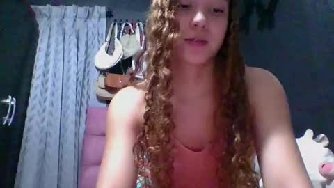 Snapshot of issa30213 chatting on March 11, 2:54 am Issa online show from March 11, 2:54 am