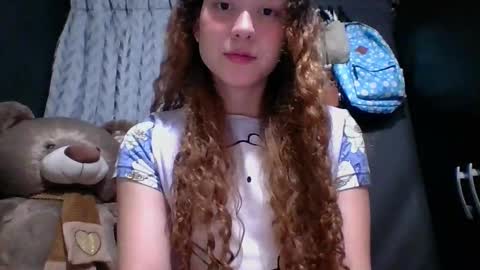 Snapshot of issa30213 chatting on October 5, 3:16 am Issa online show from October 5, 3:16 am