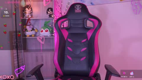 ISSA  online show from March 5, 9:37 pm