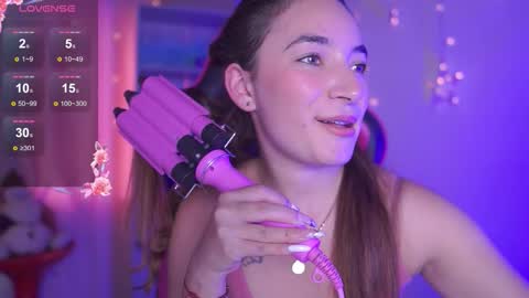Snapshot of issa_monterrey chatting on February 3, 10:59 pm ISSA online show from February 3, 10:59 pm