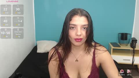 Issa  online show from January 20, 2:46 pm