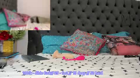 Snapshot of issabellaa chatting on June 16, 6:05 am Issy online show from June 16, 6:05 am